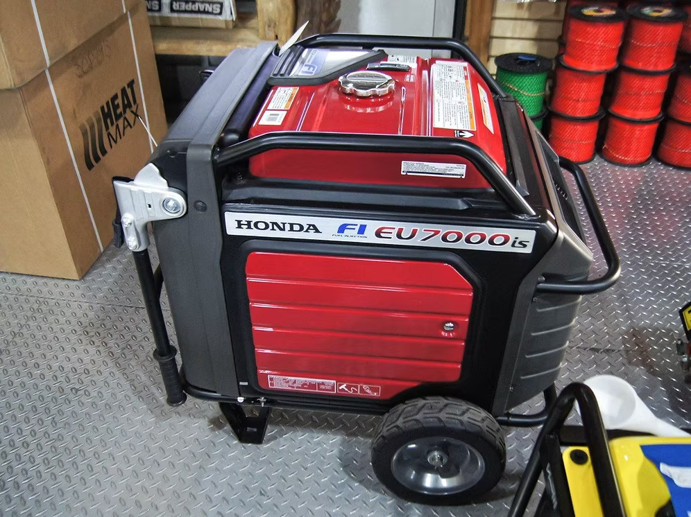 Honda EU7000iS 7000 Watt Electric Fuel Injected Generator