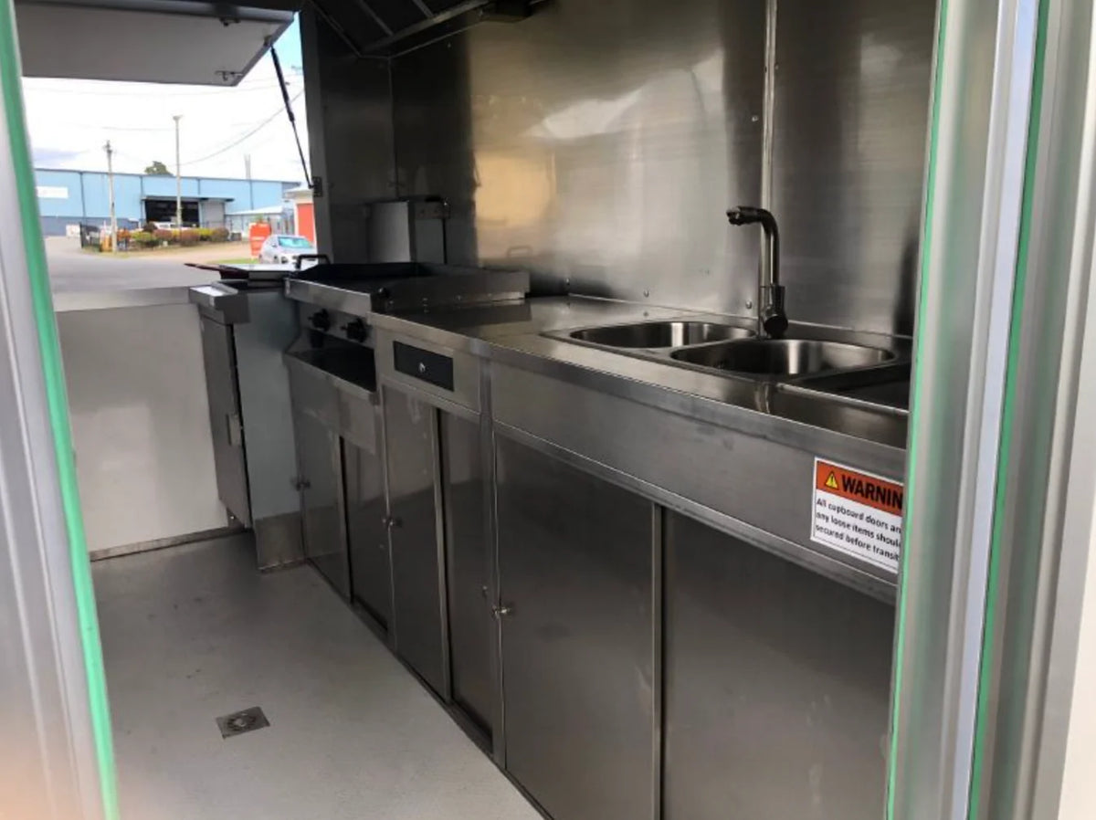 New Mobile Kitchen Trailer XL 2.0